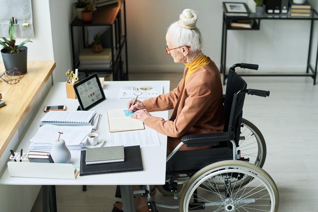 24. Principios fundamentales de la ergonomía en sillas de ruedas